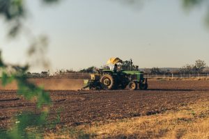Ferramenta digital permite registro gratuito de máquinas agrícolas